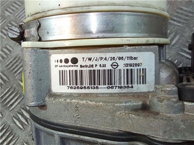 OPEL 13192897 Bomba de dirección asistida  disponible España