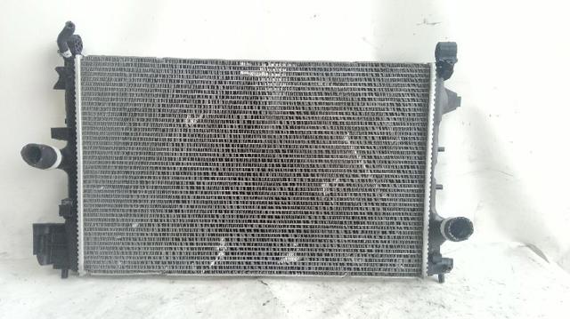 13196477 Radiador de refrigeración del motor  comprar en Pontevedra