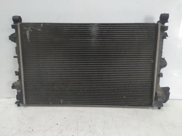 13196477 GM Radiador de refrigeración del motor  comprar en Oviedo