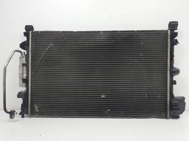 13196477 Radiador de refrigeración del motor  comprar en Pontevedra