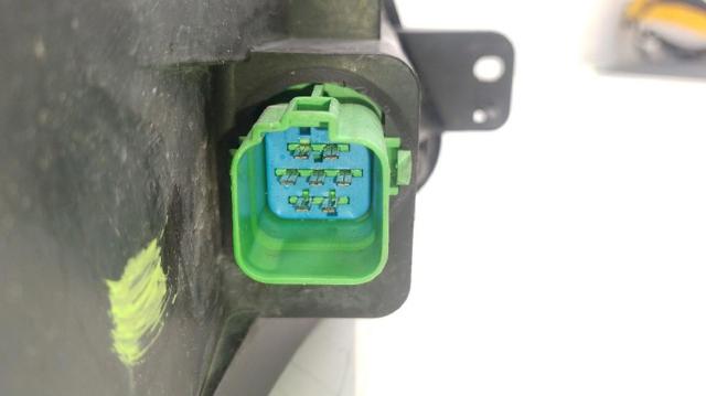 1320349 Faro izquierdo  en stock Sabadell