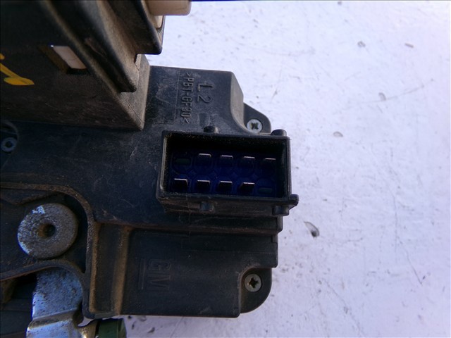 OPEL 13203899 Cerradura  en stock Salamanca