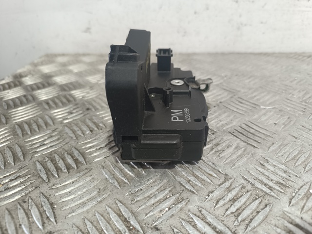 OPEL 13203899 Cerradura de puerta delantera izquierda  comprar en Albacete