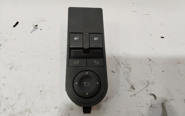 OPEL 13209203 Interruptor de elevalunas delantera izquierda  en stock Terrassa