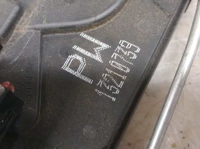 13210739 OPEL Cerradura de la puerta trasera derecha  en stock Gandía