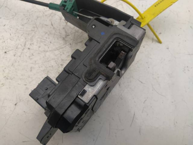 13210748 OPEL Cerradura de puerta delantera izquierda  disponible Ourense