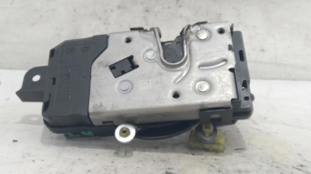13210748 Cerradura de puerta delantera izquierda  disponible Málaga