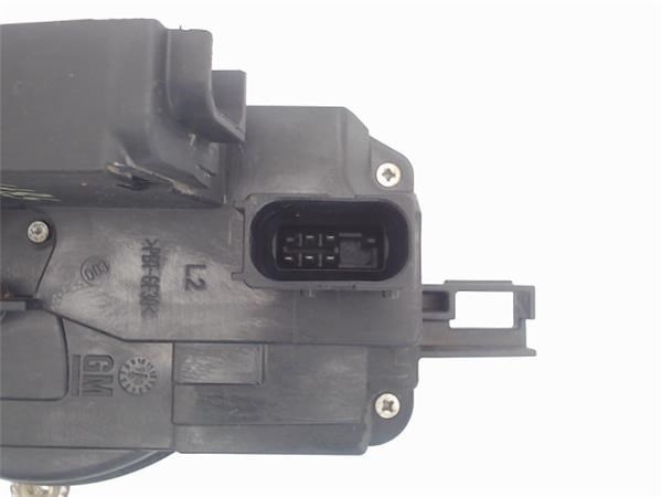 13210767 Cerradura de puerta delantera izquierda  disponible Málaga