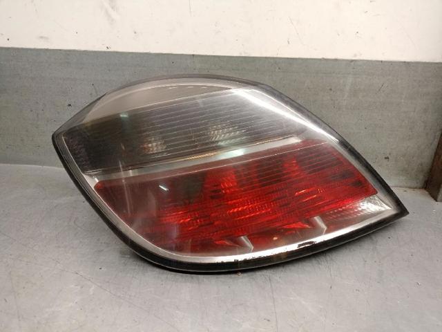 13222324 OPEL Piloto trasero izquierdo comprar Madrid
