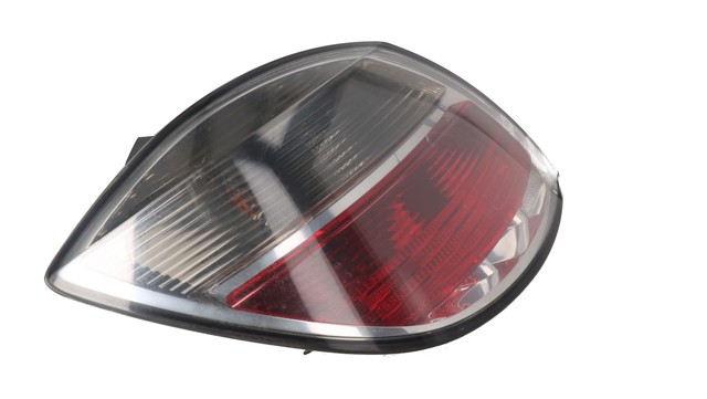 OPEL 13222324 Piloto trasero izquierdo  en stock Terrassa