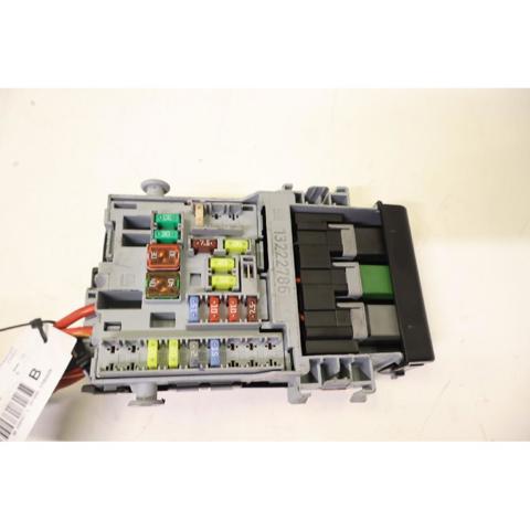 13222786 Caja de fusibles  disponible Málaga