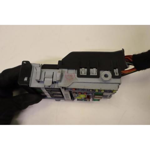 13222786 Caja de fusibles  comprar en Zaragoza