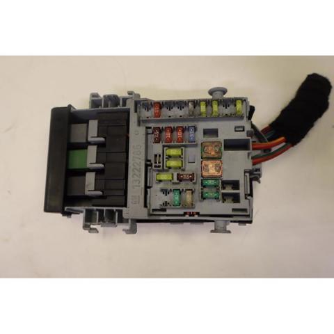 GM 13222786 Caja de fusibles  disponible España