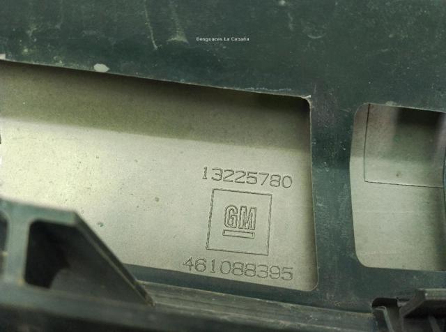 Rejilla delantera 13225780 OPEL
