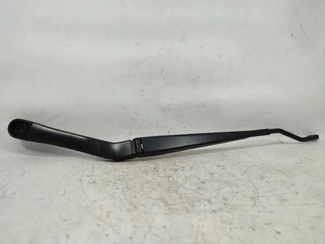 Brazo del limpiaparabrisas Opel Insignia  hatchback comprar en España