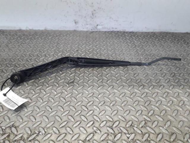 Brazo limpia para Opel Insignia  (G09)