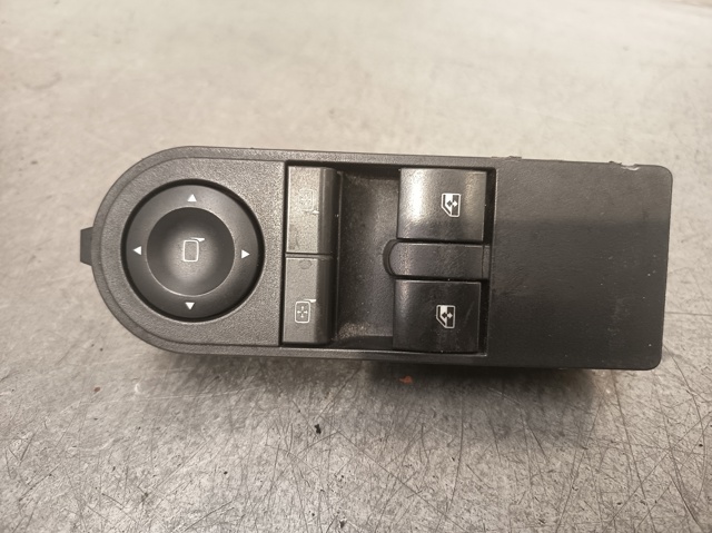 OPEL 13228706 Interruptor de elevalunas delantera izquierda  en stock Terrassa