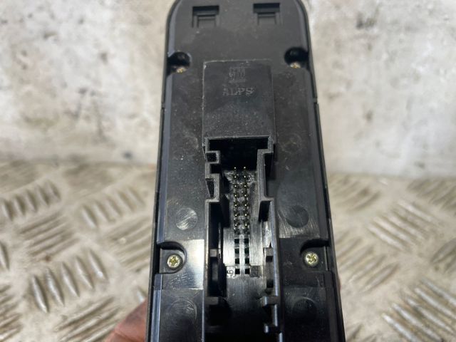 13228706 Interruptor de elevalunas delantera izquierda  en stock Castellón