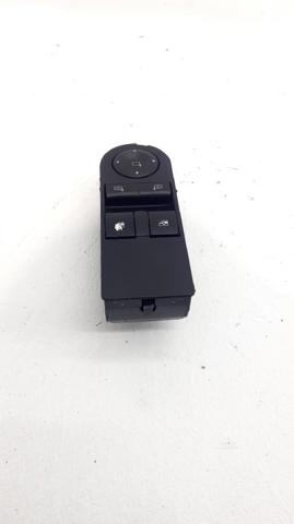 OPEL 13228879 Interruptor de elevalunas delantera izquierda  en stock Valencia