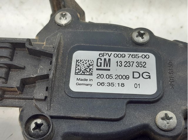Potenciometro pedal para opel insignia a sports tourer 2.0 cdti (35) a20dth 13237352