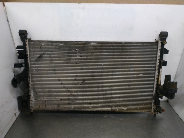 Radiador de água para Opel Insignia  (G09)