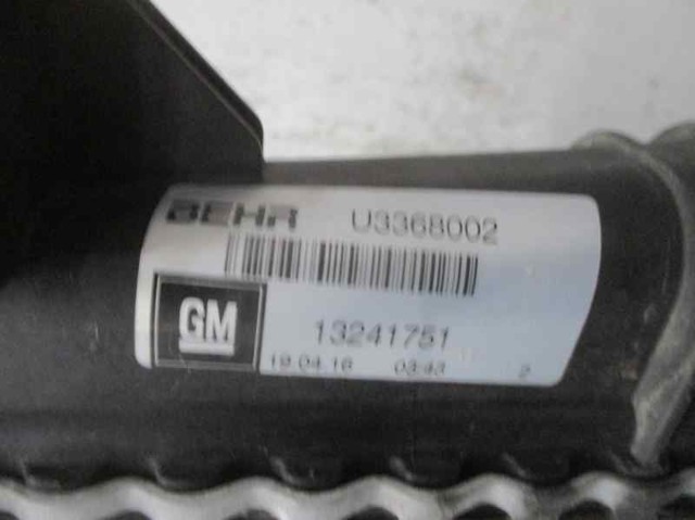 Radiador de aire de admisión Opel Insignia G09