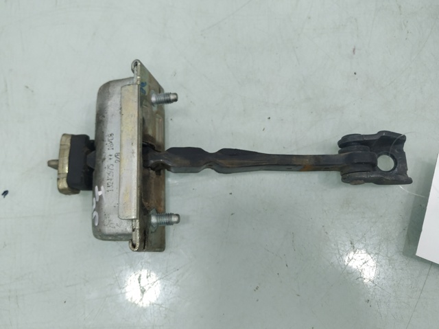 Asegurador puerta delantera 13242975 Opel