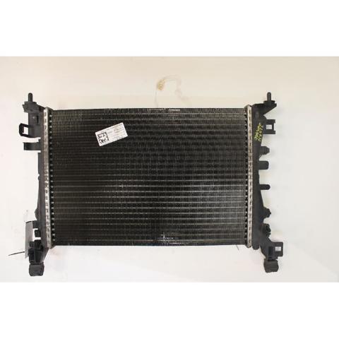 13249566 OPEL Radiador  en stock Córdoba