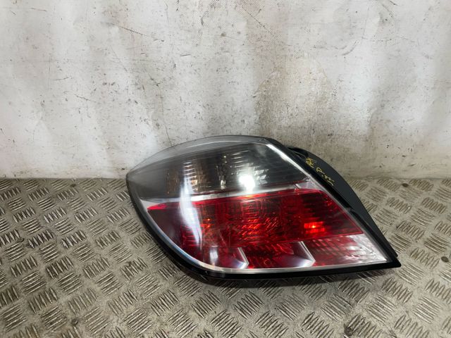 Piloto trasero izquierdo 13252443 OPEL