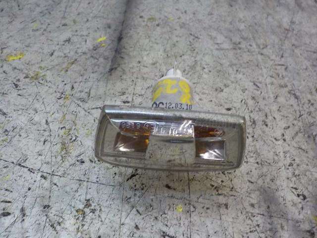 13252456 OPEL Luz intermitente de guardabarros derecho  en stock Huelva