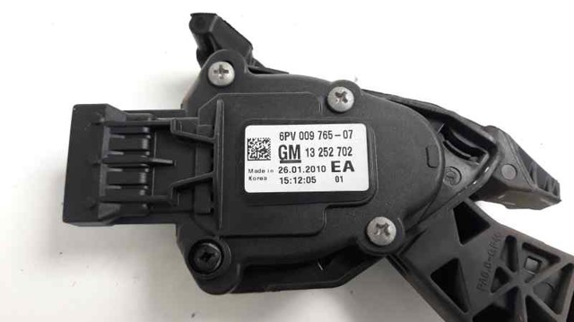GM 13252702 Pedal del acelerador  comprar en Murcia