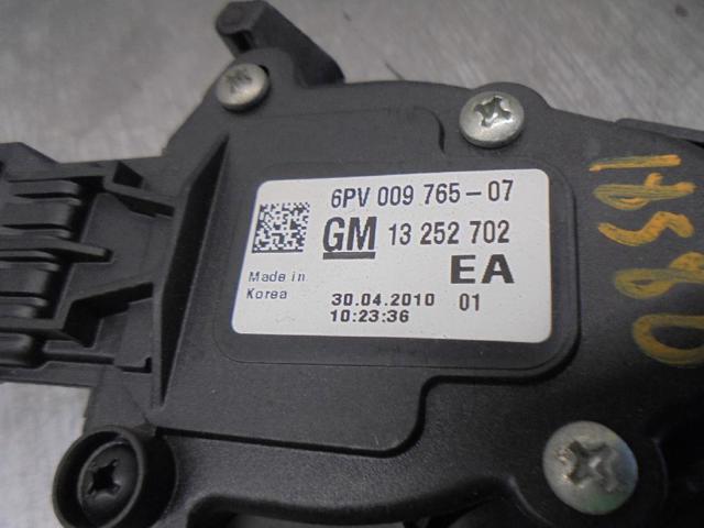GM 13252702 Pedal del acelerador  comprar en Albacete