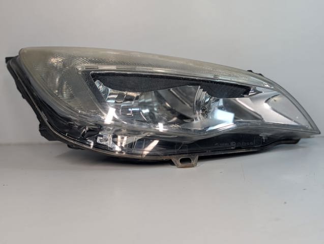 13253647 Faro derecho  en stock Castellón
