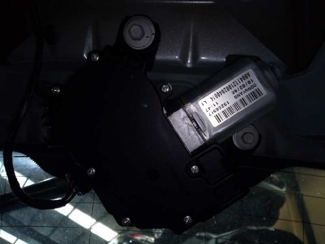 Motor limpia trasero para opel astra j 1.7 cdti (68) a17dtr 13256917