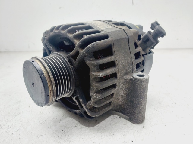 OPEL 13256932 Alternador  disponible España