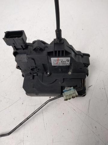13258274 Cerradura de puerta delantera derecha  en stock Sabadell