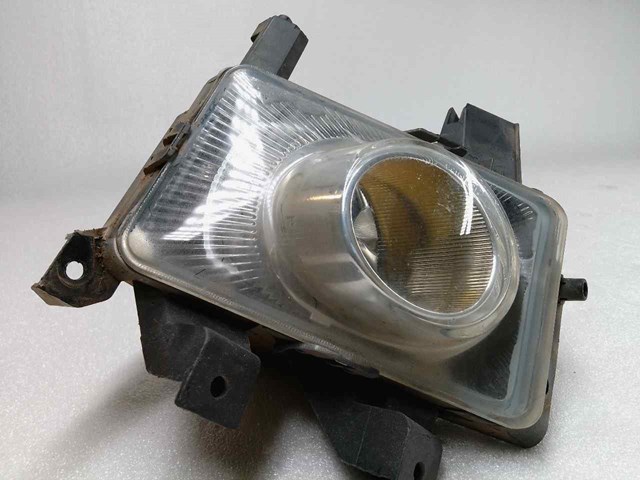 13261999 Faro antiniebla izquierdo  disponible Málaga