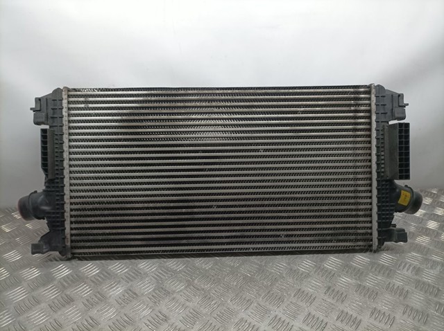 Radiador de aire, intercooler 13267647 GM