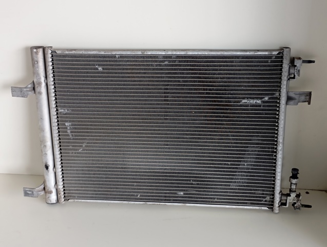 13267648 Condensador aire acondicionado  en stock Sabadell