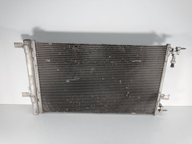 GM 13267649 Condensador de aire acondicionado  disponible Valladolid