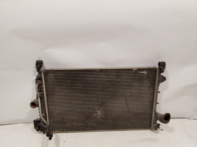 OPEL 13267655 Radiador de refrigeración del motor  comprar en Albacete