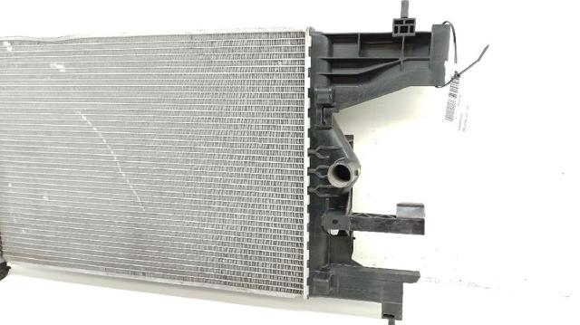 13267655 Radiador de refrigeración del motor  disponible Utrera