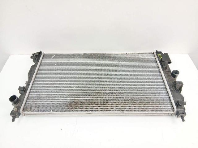 13267666 Radiador de refrigeración del motor  disponible Utrera