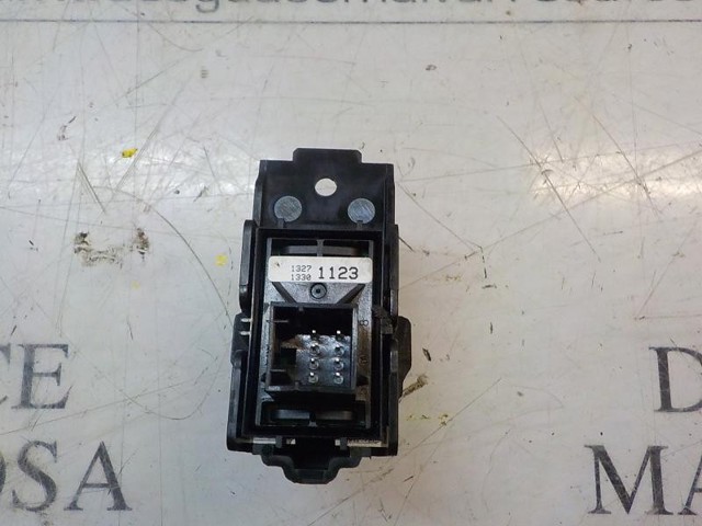 13271123 Interruptor del freno de estacionamiento electromecánico  en stock Sabadell