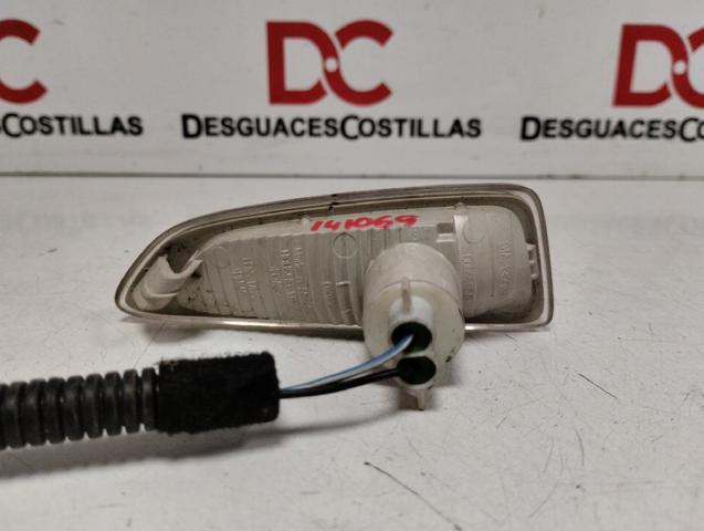 13273103 Luz intermitente de guardabarros izquierdo comprar Sevilla