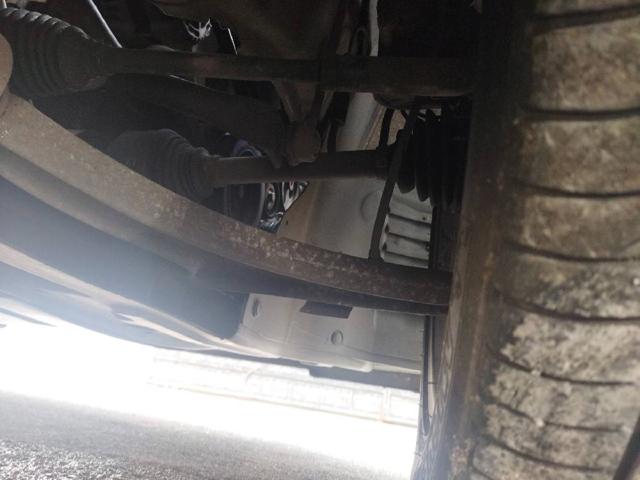 Brazo inferior derecho de la suspensión delantera 13273605 OPEL
