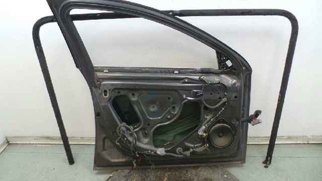 Puerta delantera izquierda 13274118 Opel