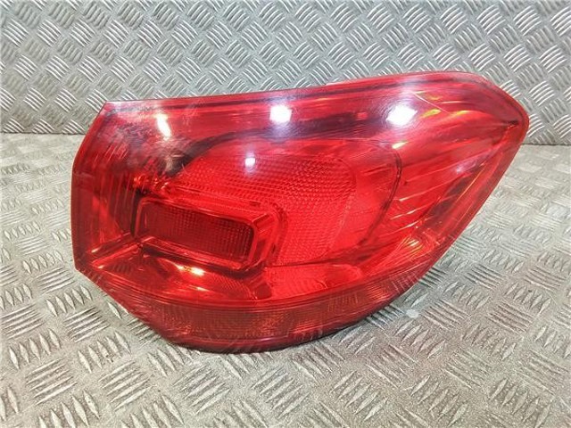 13282243 OPEL Piloto trasero exterior derecho  comprar en Jaén