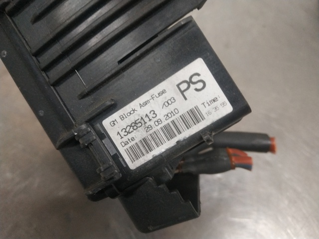 Caja reles para Opel Insignia (G09)
