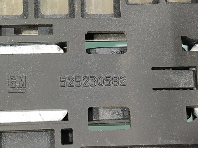 Caja de relés y fusibles Opel Insignia  (2008-2017)